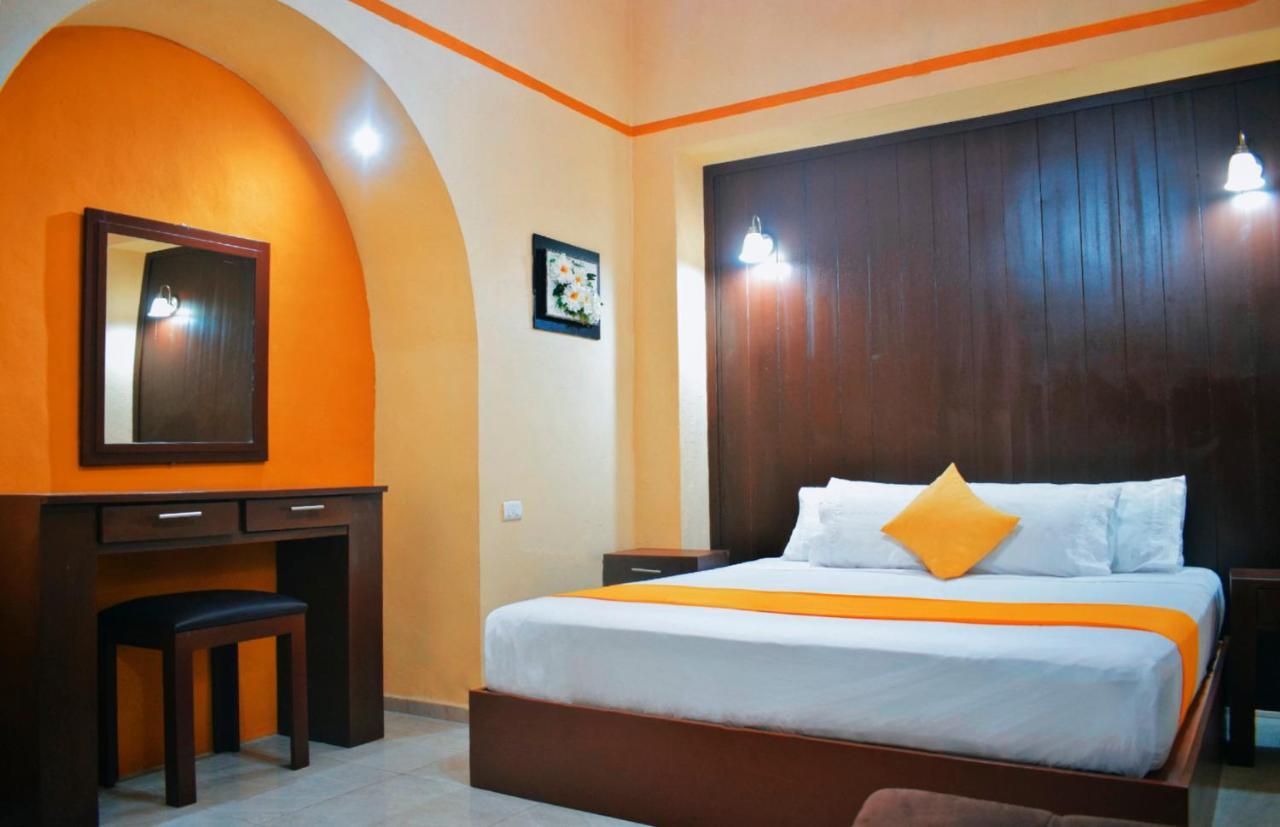 Hotel Casa Rico バリャドリッド エクステリア 写真