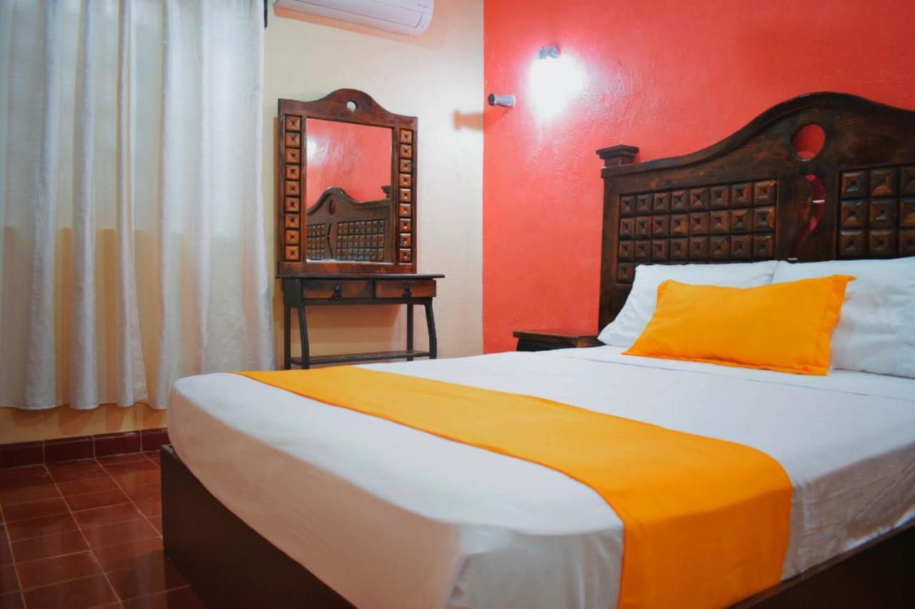 Hotel Casa Rico バリャドリッド エクステリア 写真
